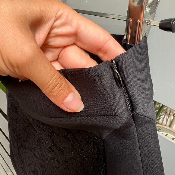 Missoni Black Neoprene Lace Panel Mini Skirt Size IT 40 - Picture 2 of 7